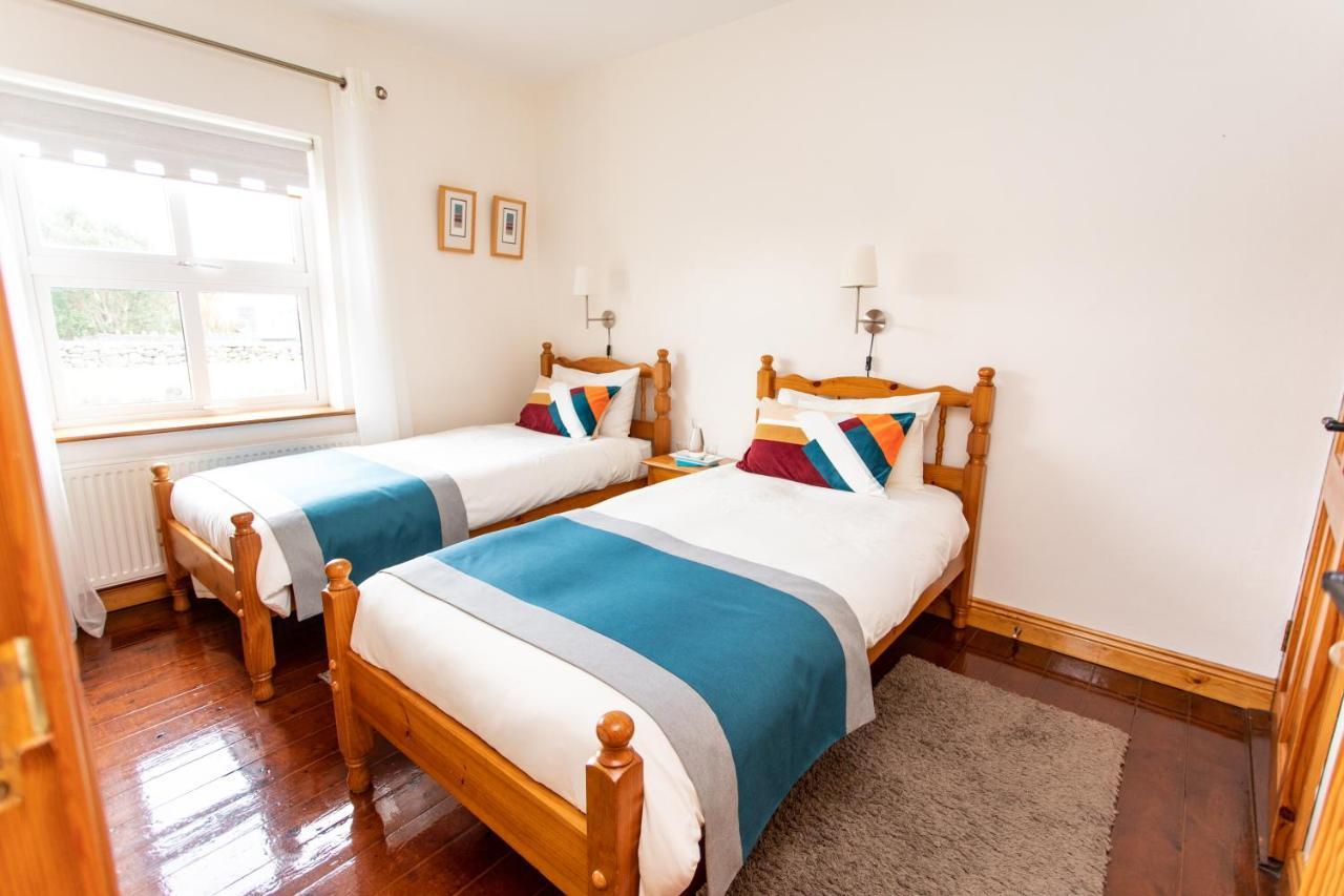 Nellie Dee'S Bed & Breakfast Doolin Bagian luar foto