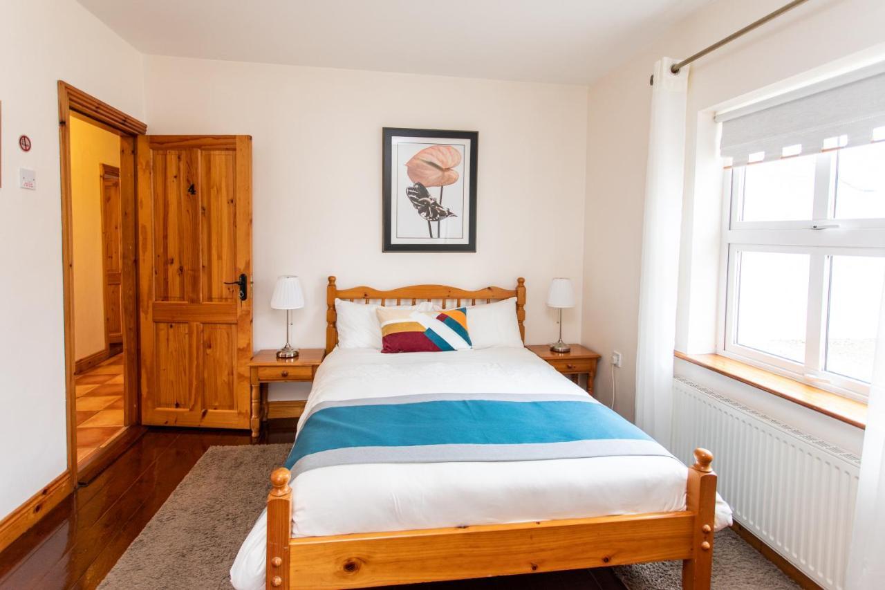 Nellie Dee'S Bed & Breakfast Doolin Bagian luar foto